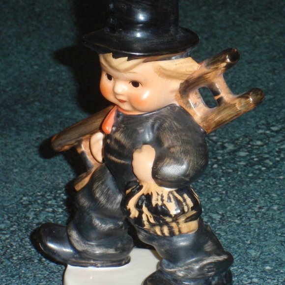 Goebel Hummel W. Germany Chimney Sweep KF40 Boy w/ Ladder 5 1/4" CHRISTMAS GIFT! - Picture 5 of 7